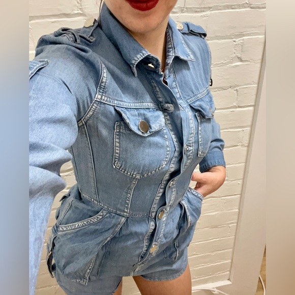 Fitted Denim Romper (with pockets!) - Picture 7 of 8